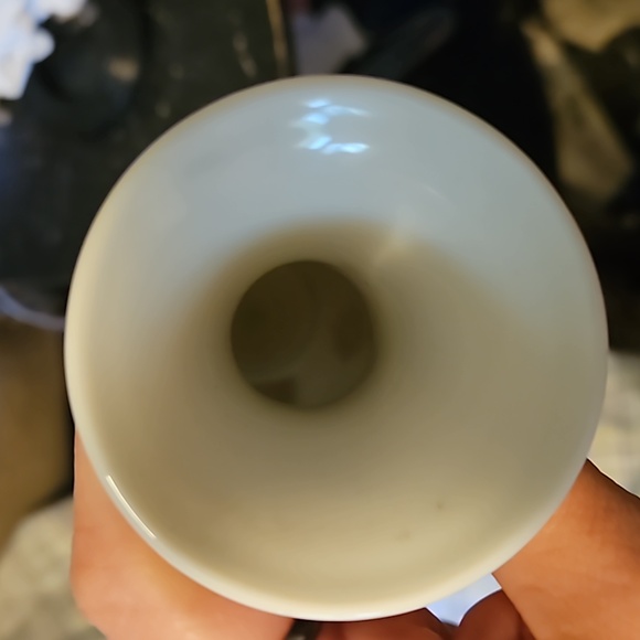 Beautiful vintage Ukranian design funnel vase - Picture 5 of 8